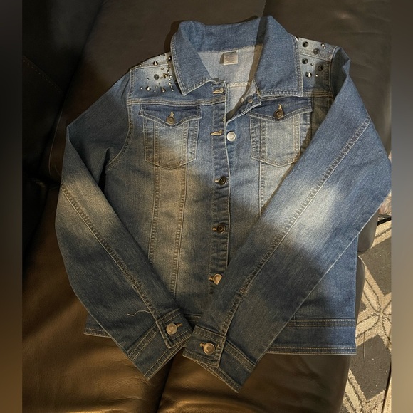 Urban Studded Soft Denim Jacket , size small, very stylish and cute - Picture 1 of 12